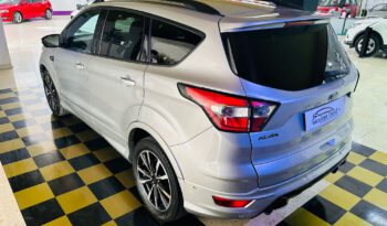 
									FORD KUGA 4X2 ST-LINE lleno								